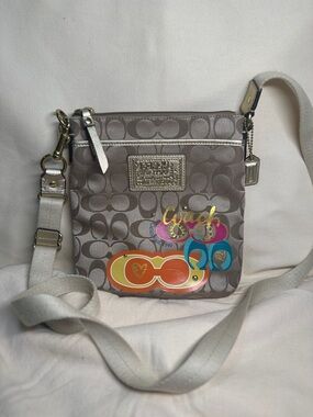 Coach poppy graffiti Taupe Signature Crossbody with Multicolor Graphic
